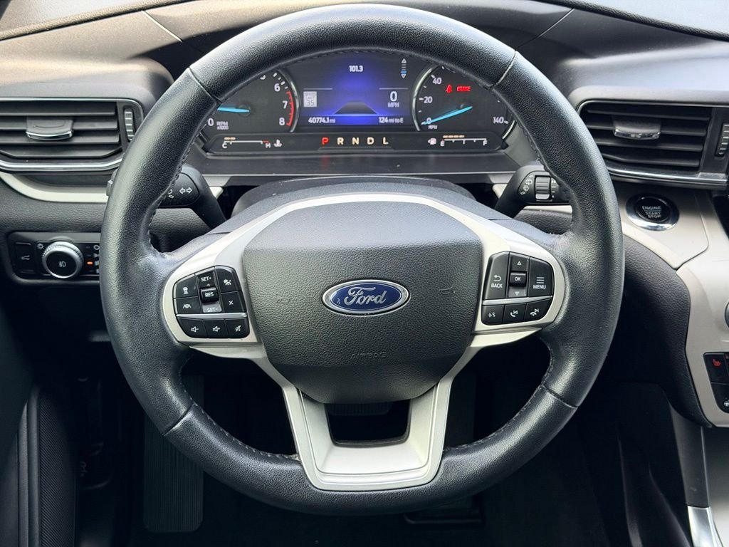 Certified Used 2022 Black Ford XLT image 18