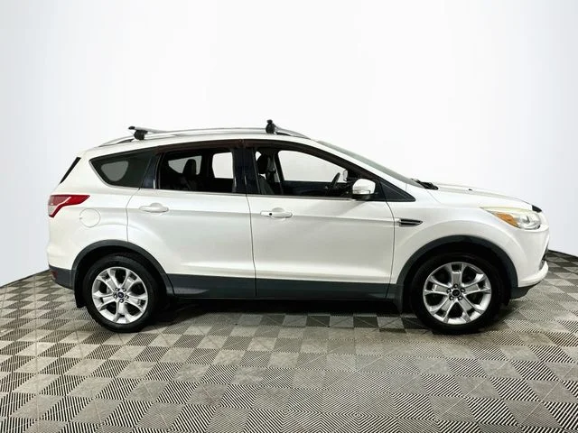 Pre-Owned 2016 Ford Escape Titanium