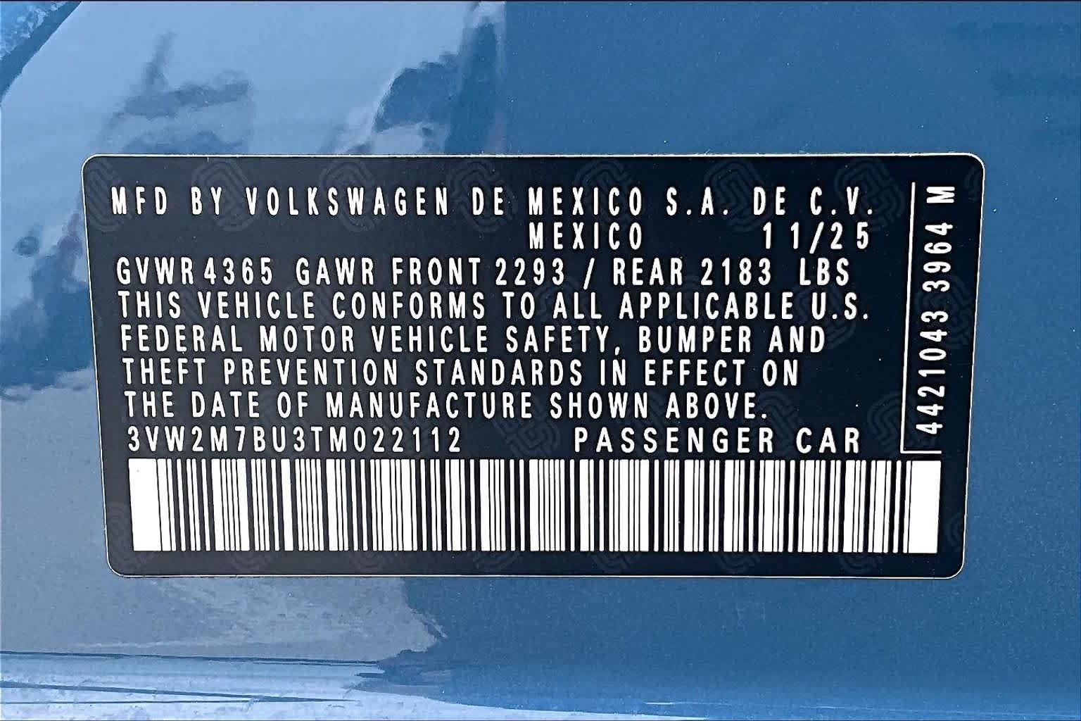 Used 2026 Monterey Blue Pearl w/Deep Black Roof Volkswagen Autobahn image 33