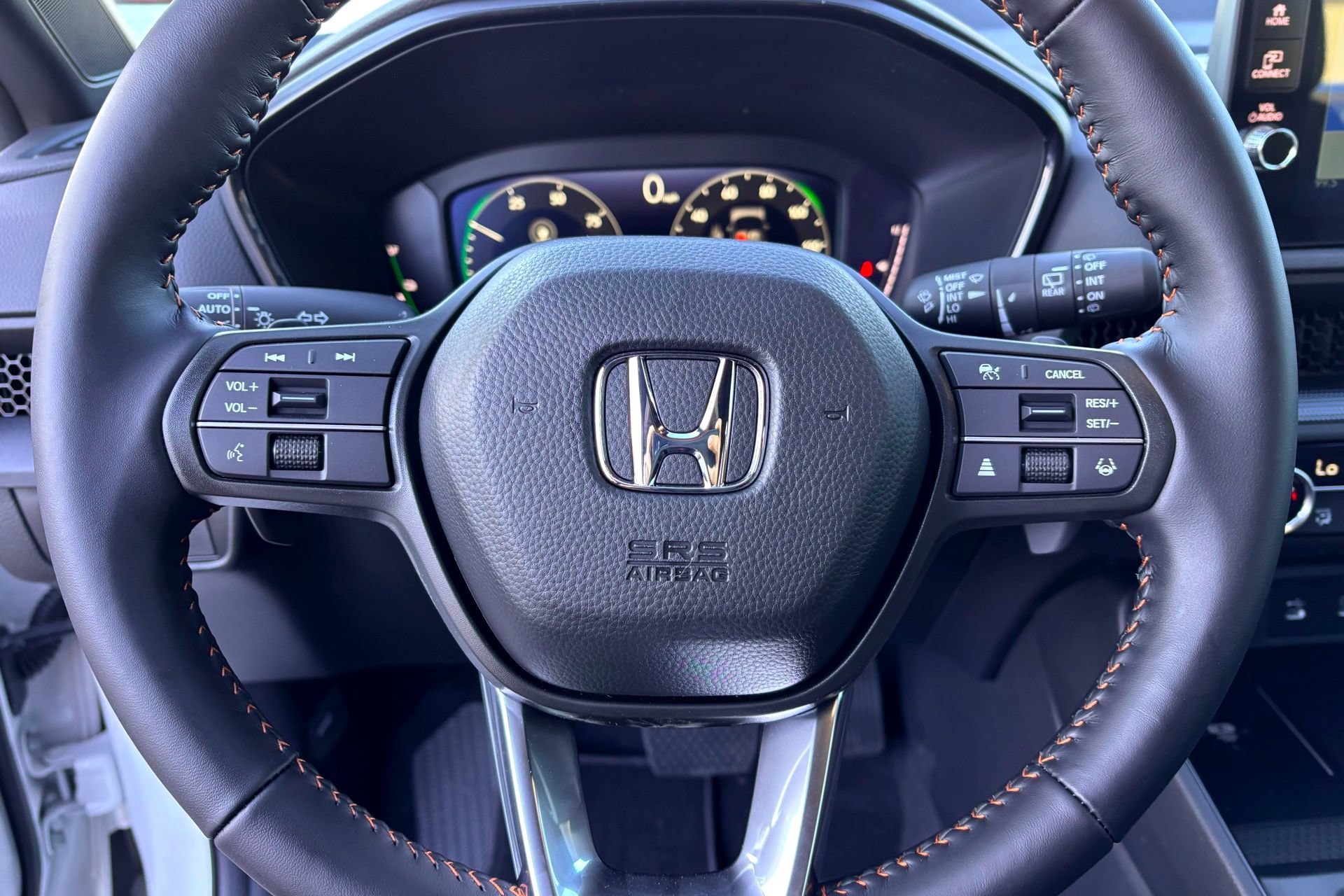 Used 2026 Platinum Honda Sport-L image 9