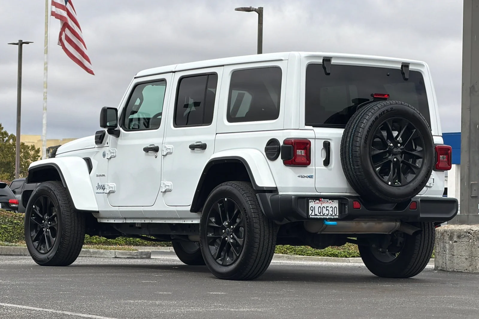 Used 2024 White Jeep Sahara 4xe image 6