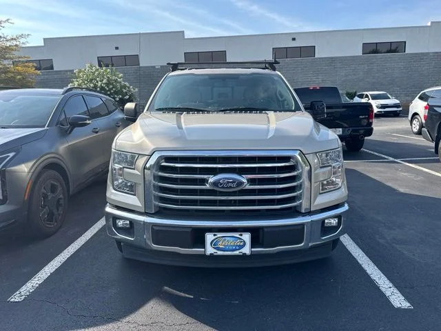 Used 2017 Gold Ford XLT image 7