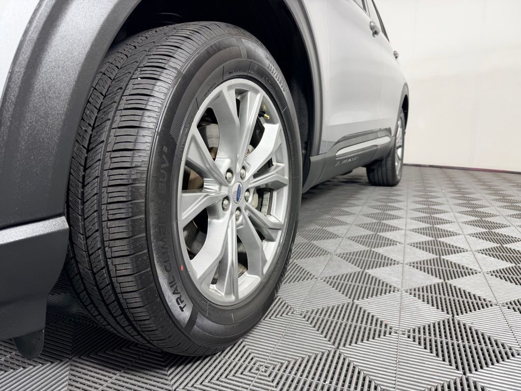 Certified Used 2022 Silver Ford Limited image 12