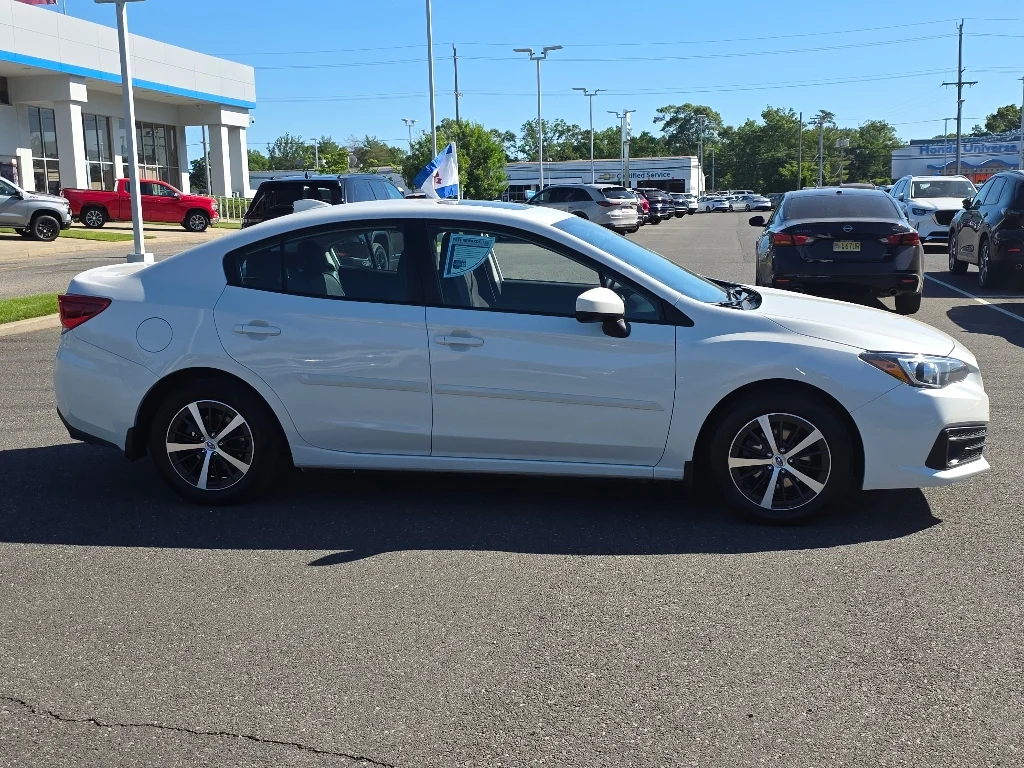 Used 2022 White Subaru Premium image 18