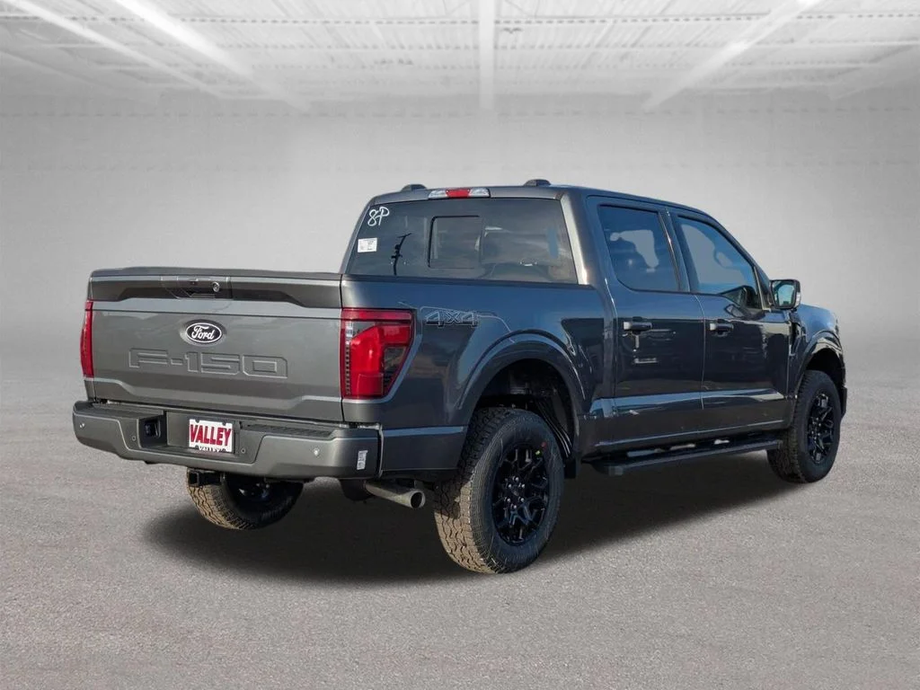 New 2026 Carbonized Gray Metallic Ford XLT image 10