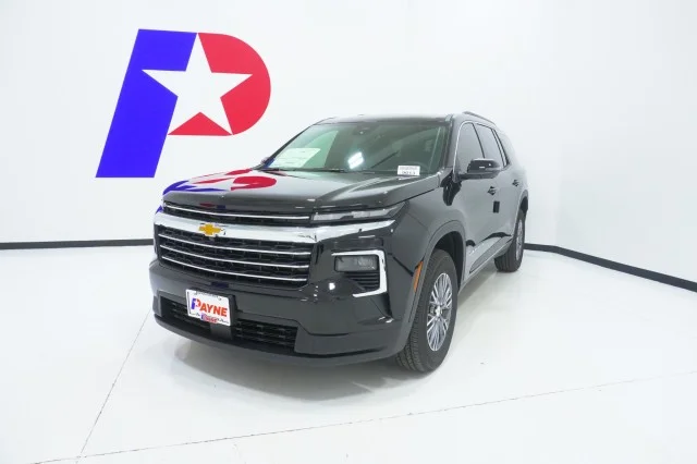 2025 Chevrolet Traverse LT