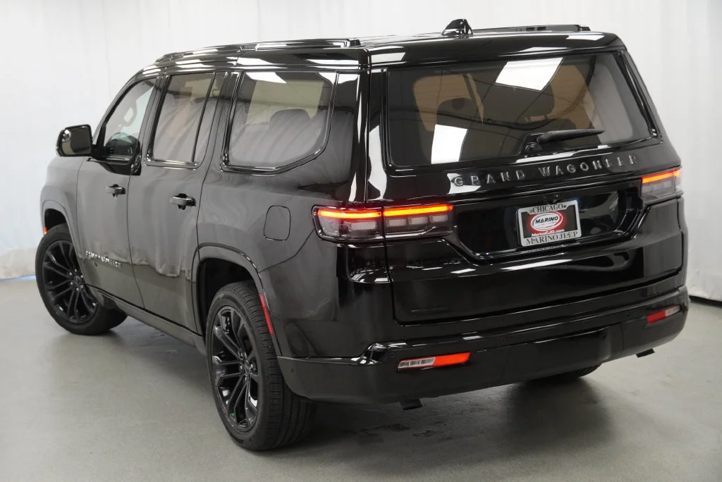 Used 2023 Black Jeep Series II image 15