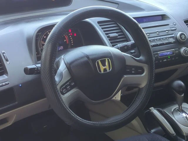 Used 2007  Honda Hybrid image 31