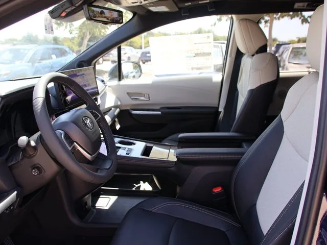New 2026  Toyota Platinum image 8