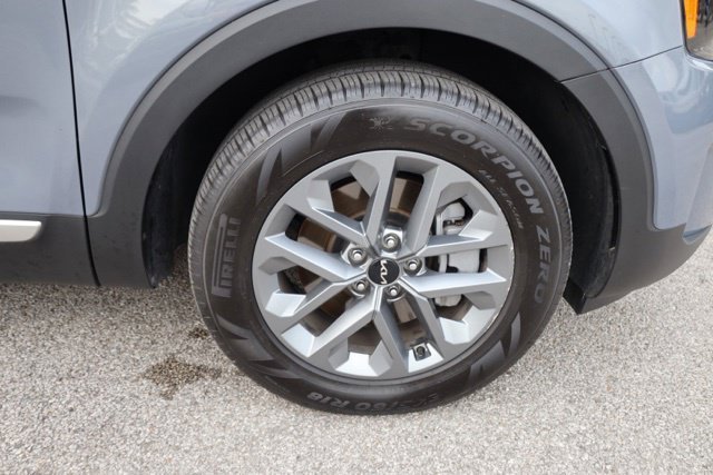 Used 2025 Silver Kia LX image 15