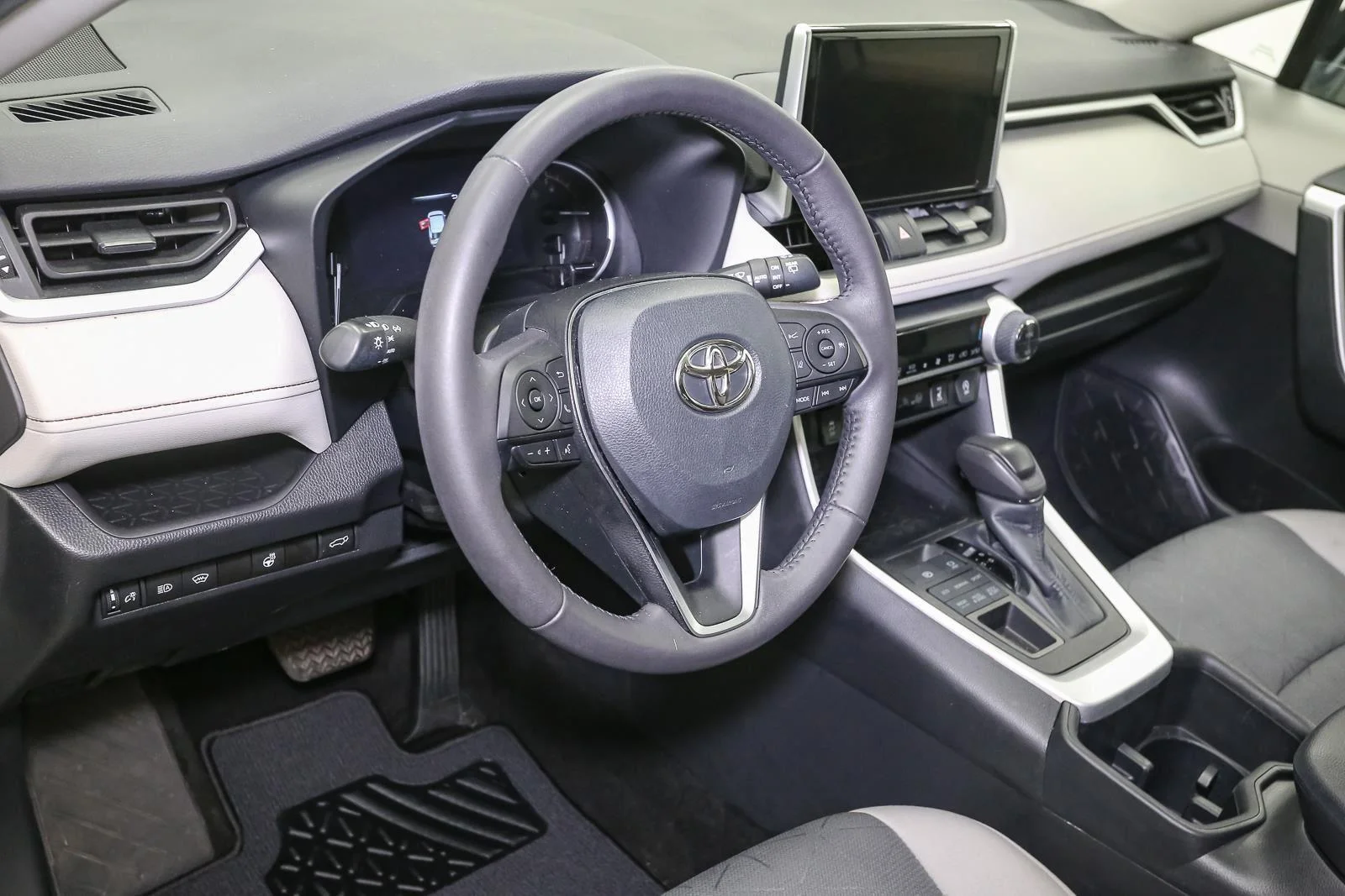 Certified Used 2023 Ice Cap Toyota XLE image 25