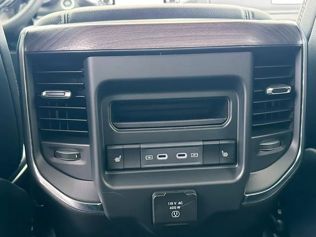 New 2026 Diamond Black Crystal Pearl-Coat Exterior Paint RAM Laramie image 26