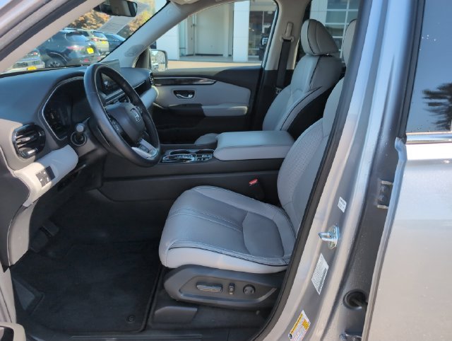 2025 Honda Pilot Elite - Photo 17