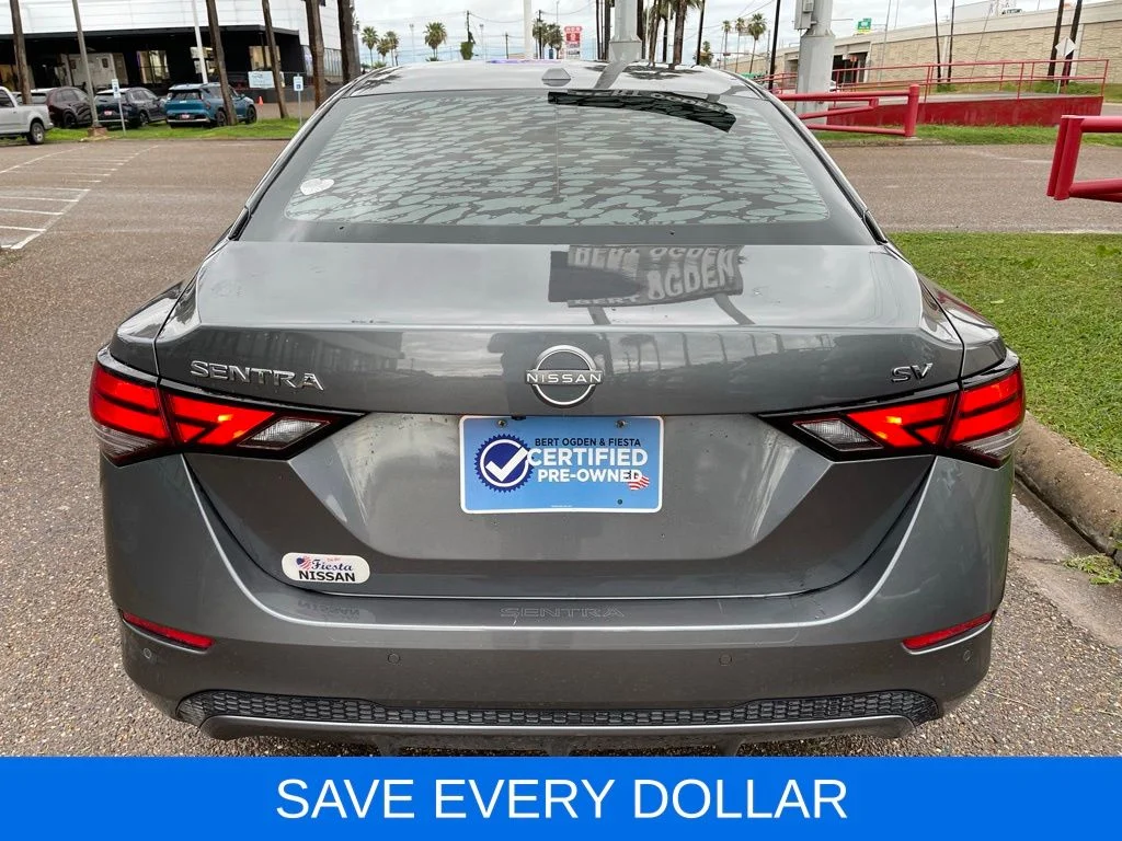 Used 2024 Gray Nissan SV image 5