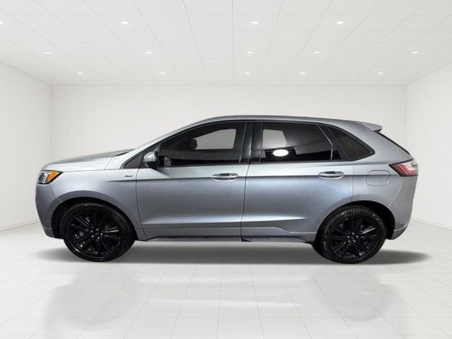 Used 2024 Silver Ford ST Line image 3