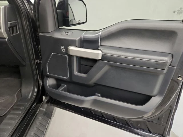 Used 2020 Black Ford Lariat image 86