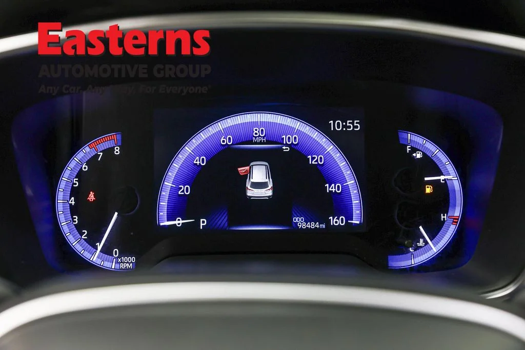 Used 2022 Gray Toyota XLE image 18