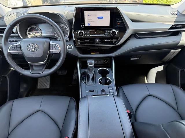 Used 2025 Gray Toyota XLE image 22