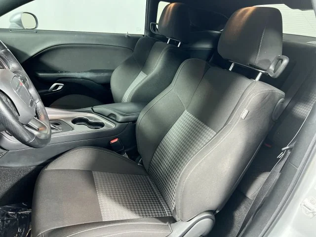Used 2023 Triple Nickel Clearcoat Dodge R/T image 12