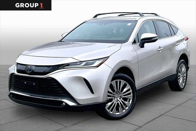 2024 Toyota Venza XLE Hybrid AWD's photo