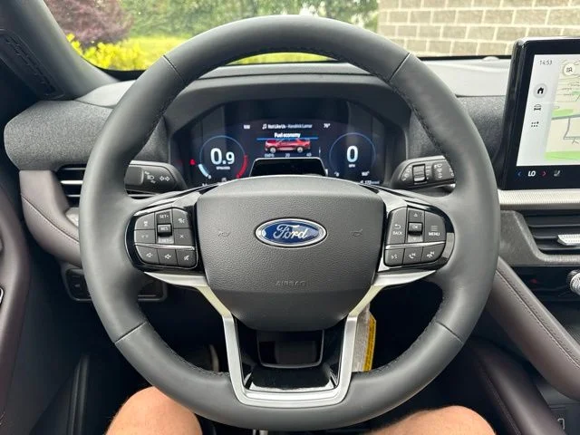 New 2026 Rapid Red Metallic Tinted Clearcoat Ford Platinum™ image 21