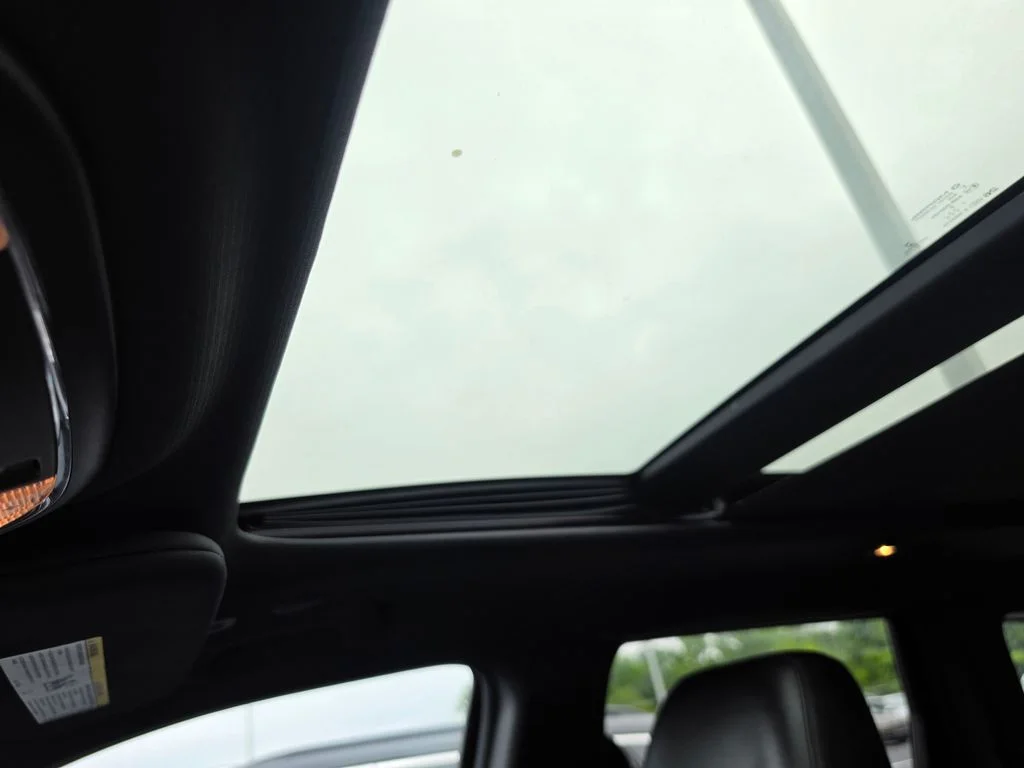 Used 2018 Black Jeep Limited image 18