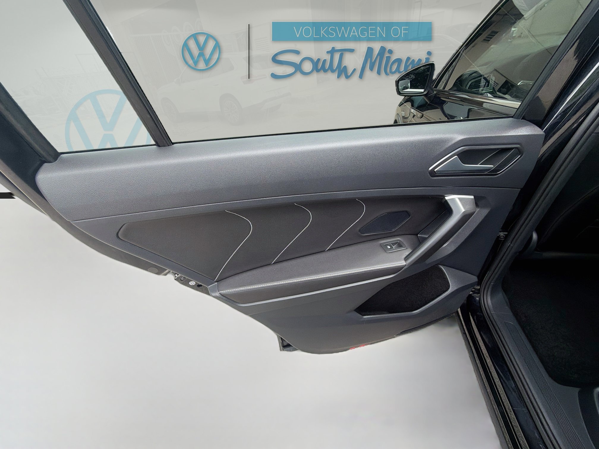 Certified Used 2024 Deep Black Volkswagen SEL R-Line image 25