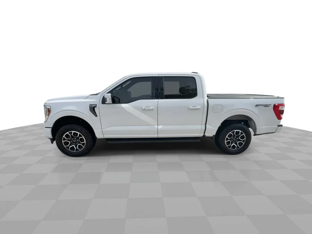 Used 2021  Ford Lariat image 5