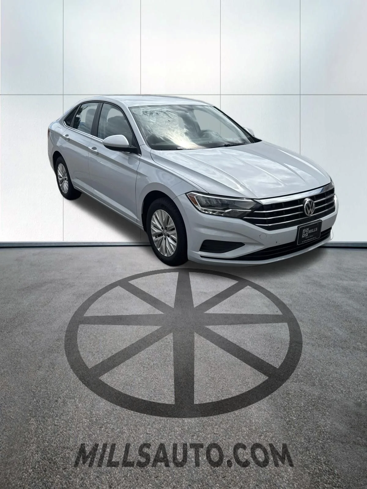 Used 2019 Silver Volkswagen  image 3