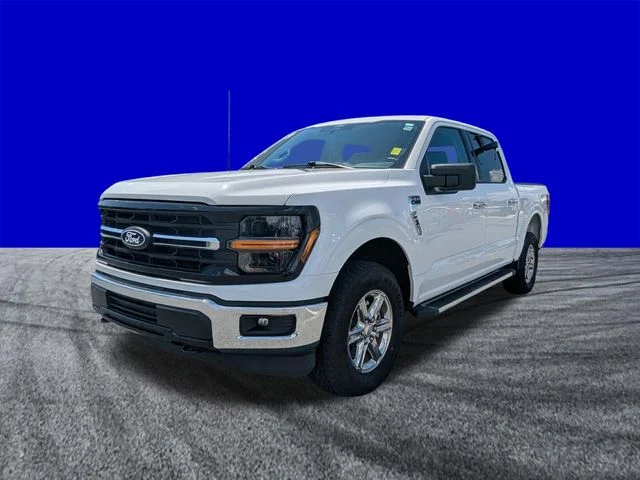 Certified Used 2025 Oxford White Ford XLT image 7