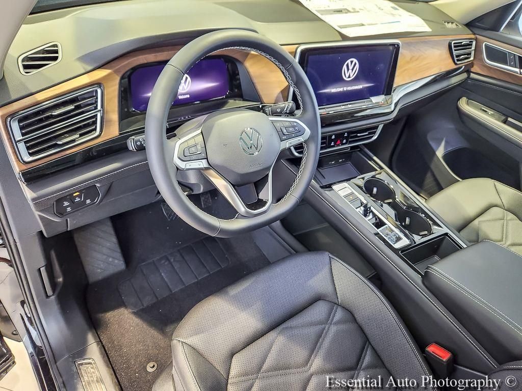 New 2026 Deep Black Pearl Volkswagen 2.0T SE w/Technology image 9