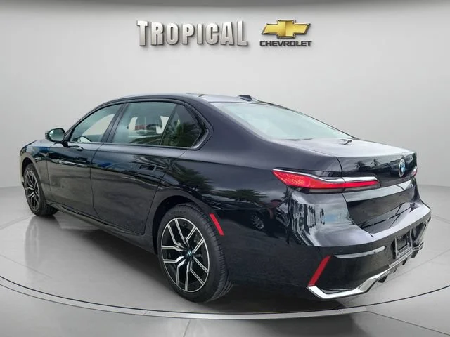 Used 2025 Black BMW 740i image 3