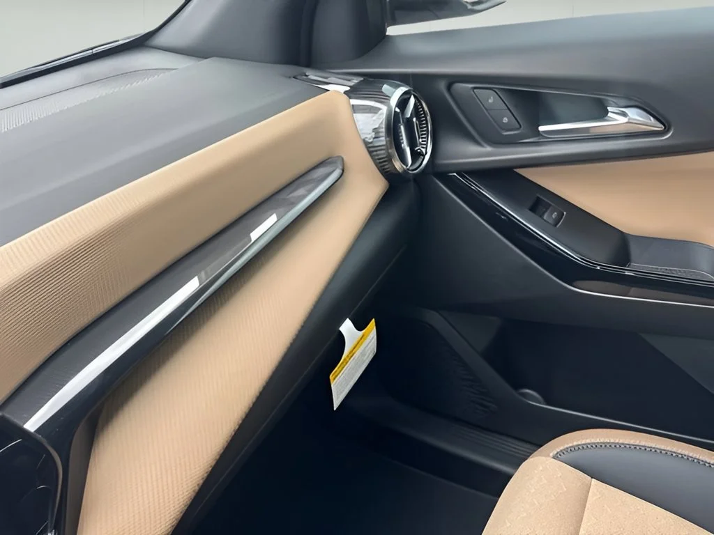 New 2027 Sterling Gray Metallic Chevrolet ACTIV image 23