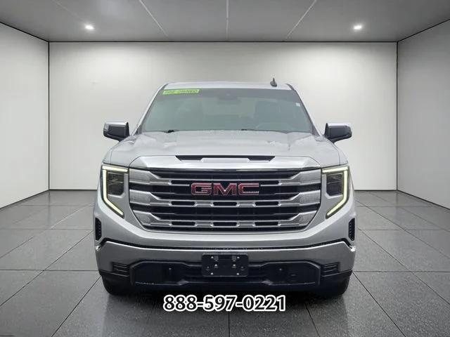 Used 2022 Quicksilver Metallic GMC SLE image 8