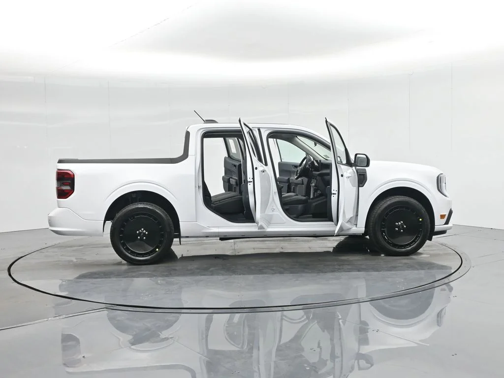 New 2025 White Ford Lobo Standard image 31