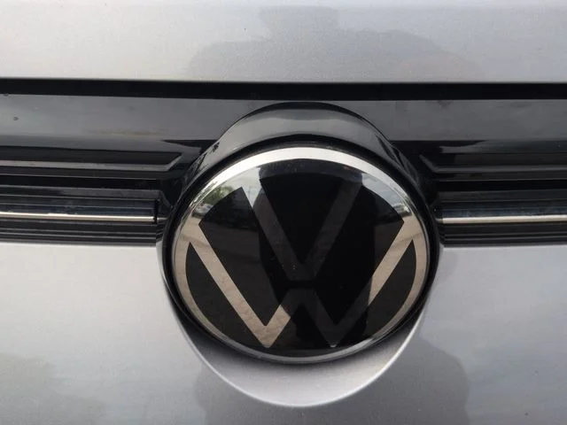 Used 2025  Volkswagen 1.5T SE image 32