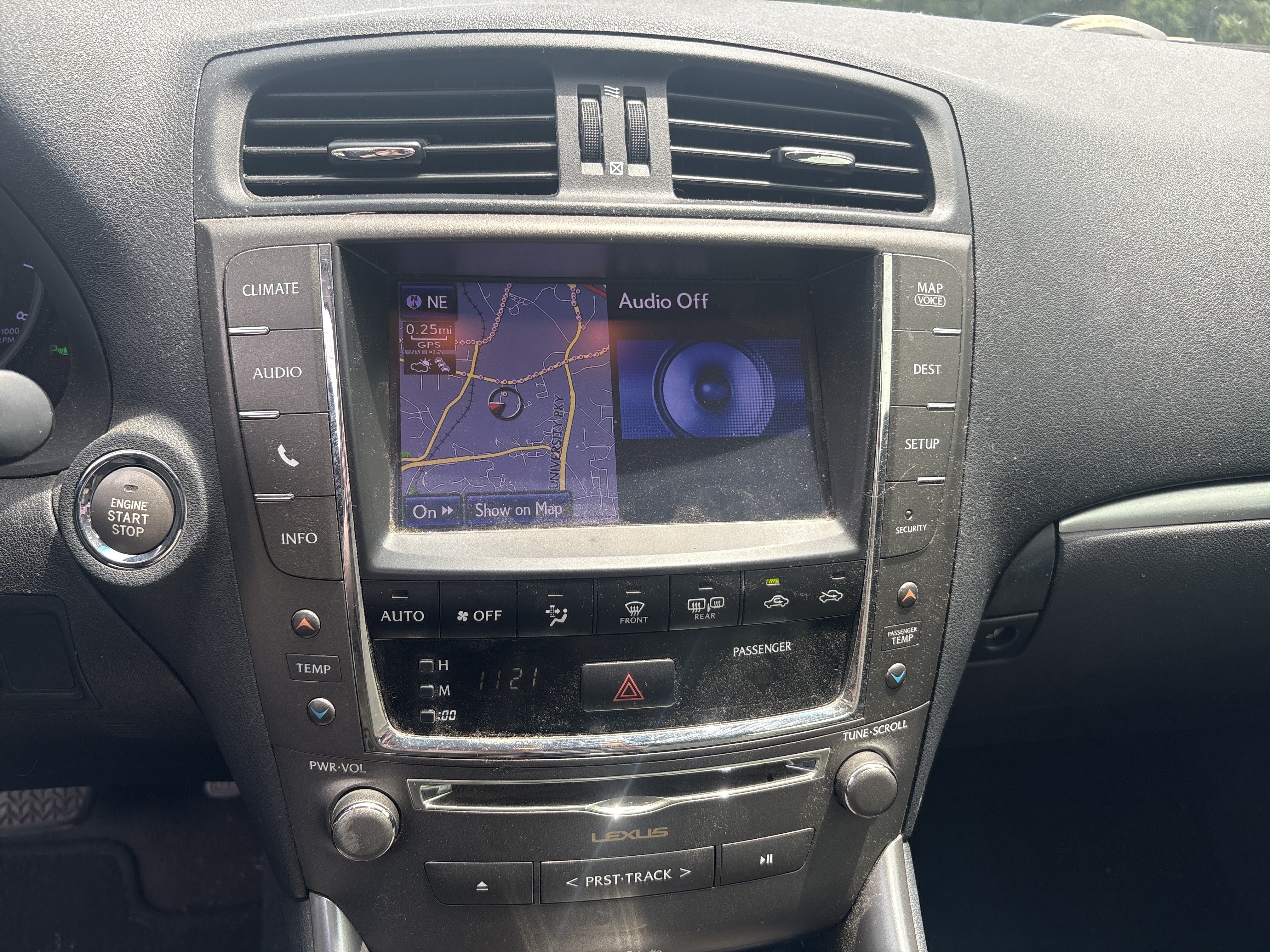 Used 2013 Starfire Pearl Lexus 250 C image 16