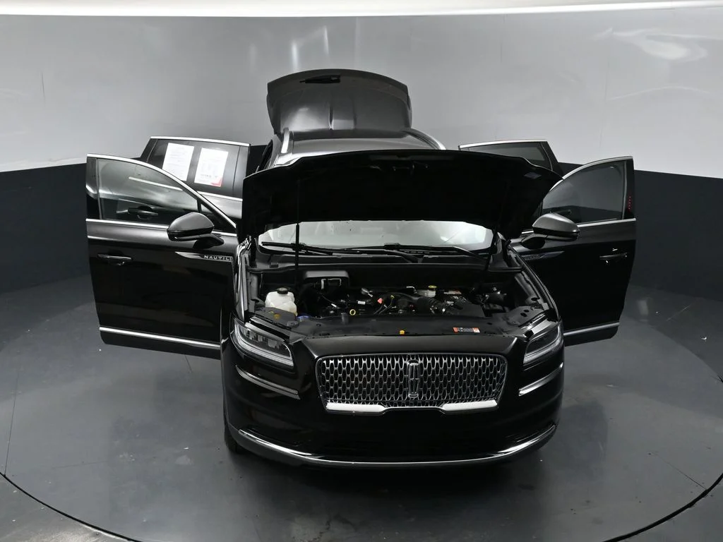 Used 2023 Black Lincoln Standard image 41