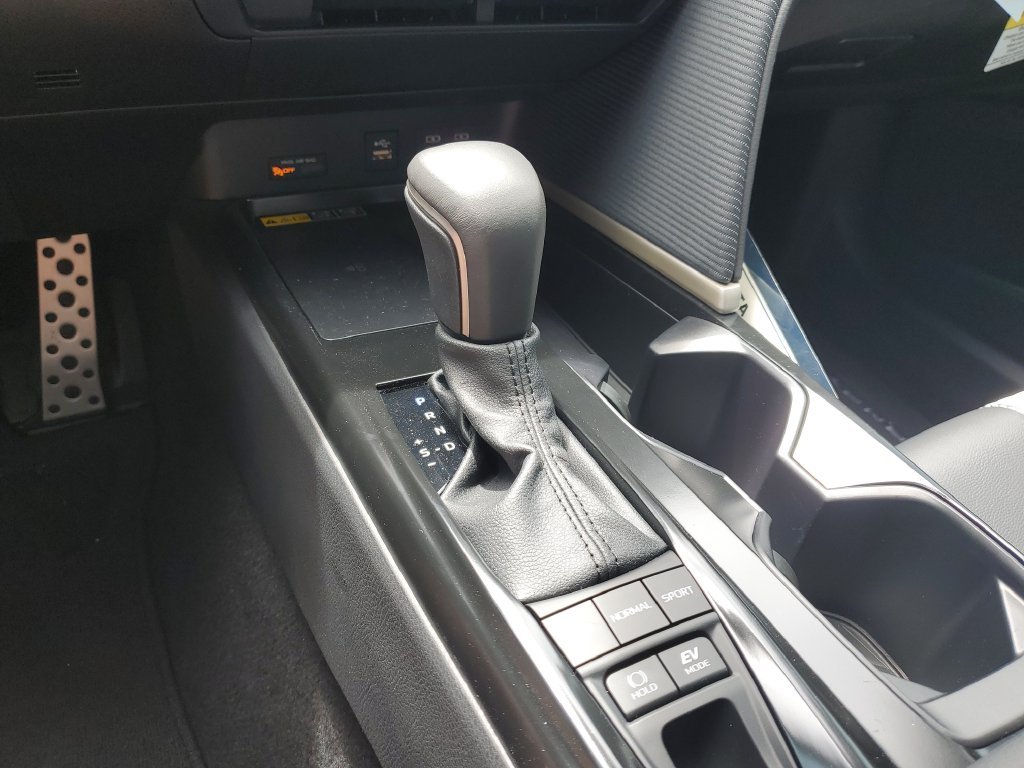Used 2026  Toyota SE image 26