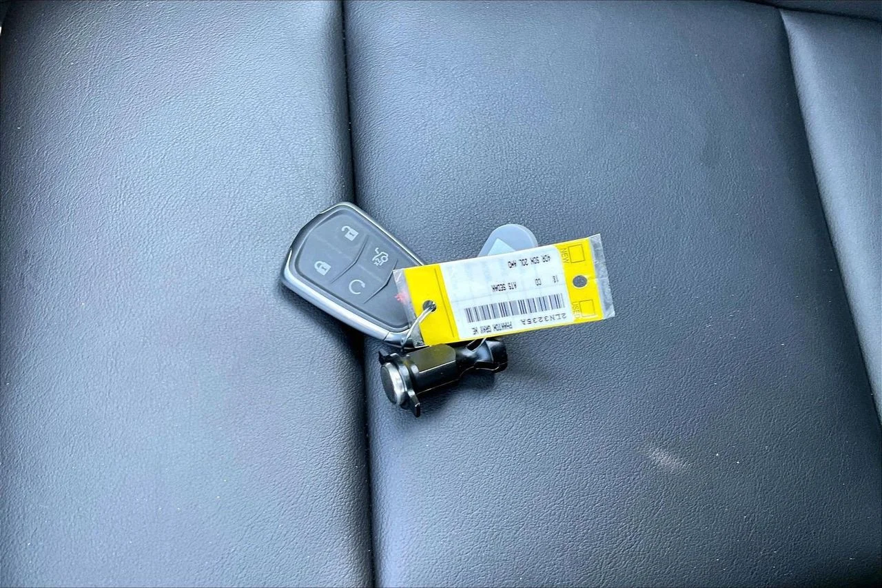 Used 2018 Gray Cadillac 2.0L Turbo image 31