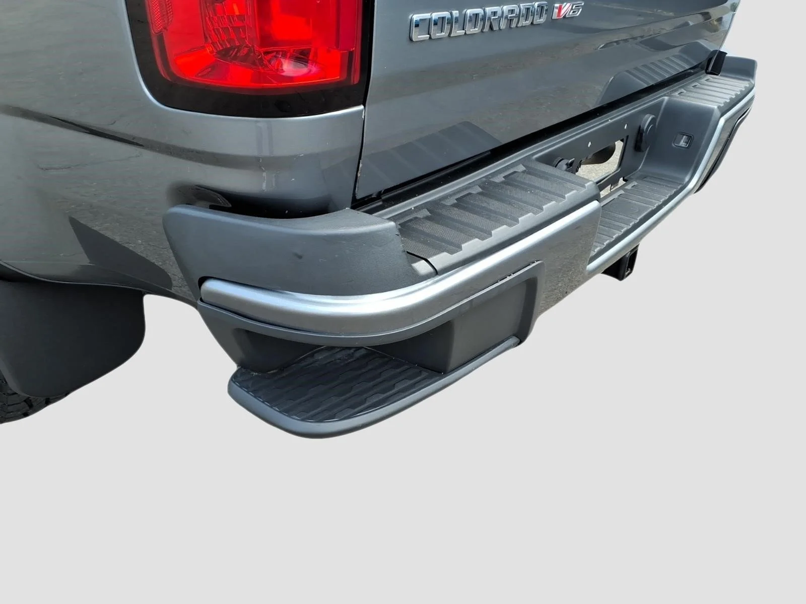 Used 2018 Satin Steel Metallic G9k Chevrolet Z71 image 16