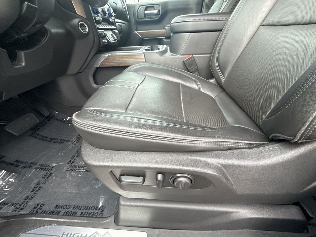 Used 2020 Black Chevrolet High Country image 4