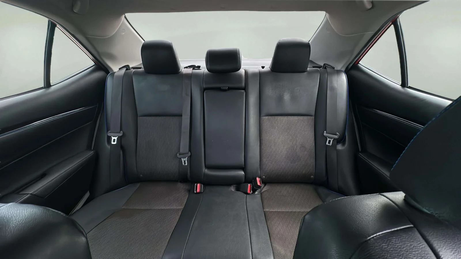 Used 2018 Red Toyota SE image 18