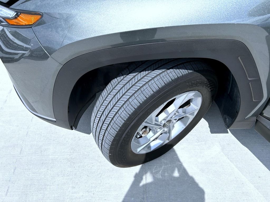 Used 2023 Gray Hyundai SE image 24