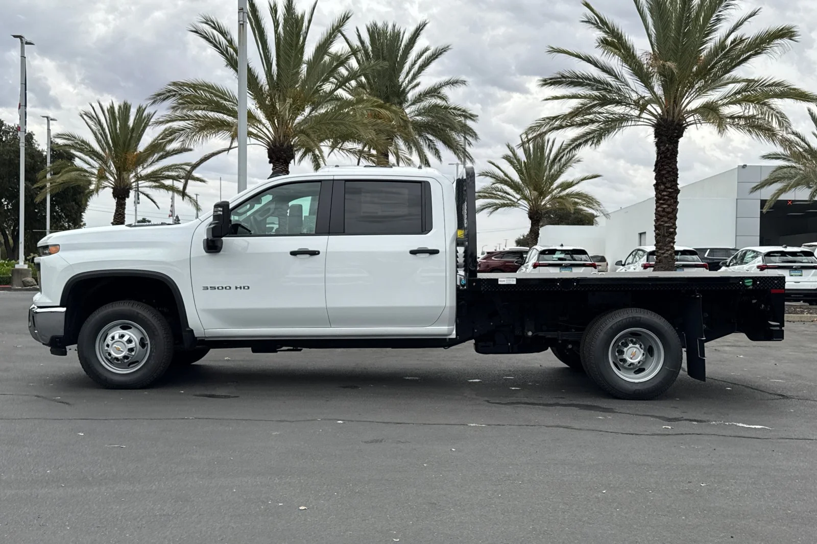2026 Chevrolet Silverado 3500 HD Chassis Cab Work Truck view 6