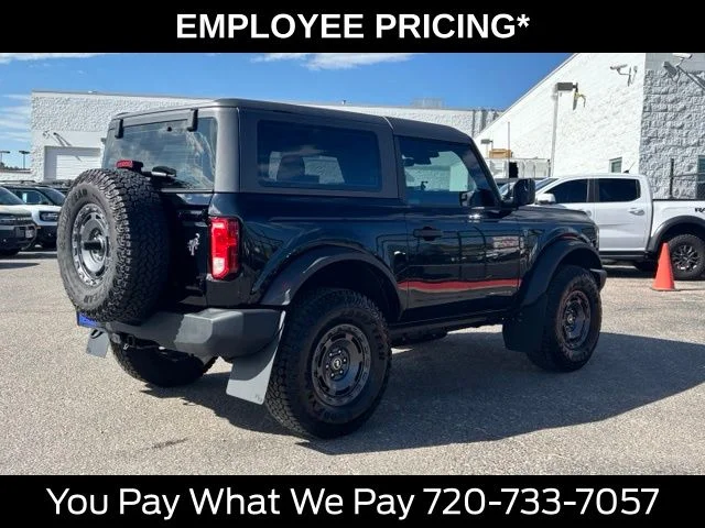 Used 2025 Black Ford Base image 5