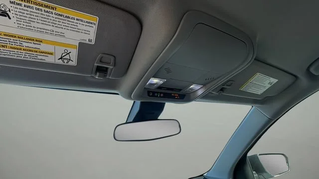Used 2022 SUMMIT WHITE Chevrolet LS image 26