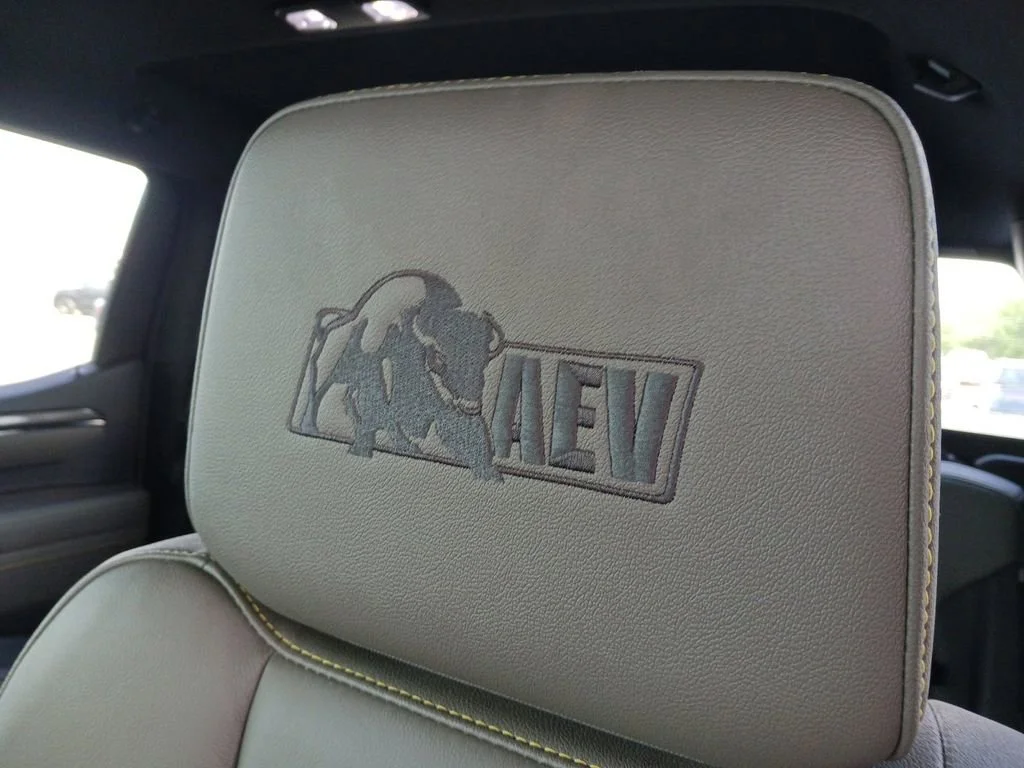 Used 2024 Red Hot Chevrolet ZR2 image 29
