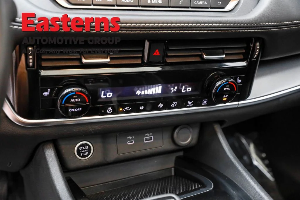 Used 2023 White Nissan SV image 20