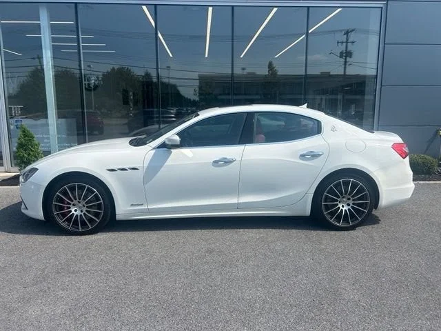 Used 2018 Bianco Maserati S Q4 GranSport image 3